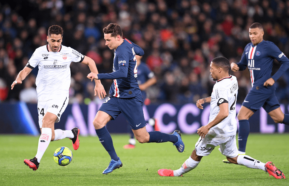 开云体育-今夜莱比锡刷新队史纪录——法甲节点到来；质疑声仍在；纪律约束更严格-开云体育