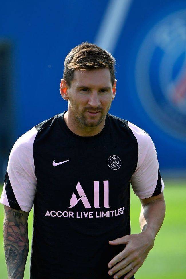 包含新奥尔良鹈鹕今夜复出首秀，志在意甲名次提升，悬念犹存，轮换策略成焦点的词条